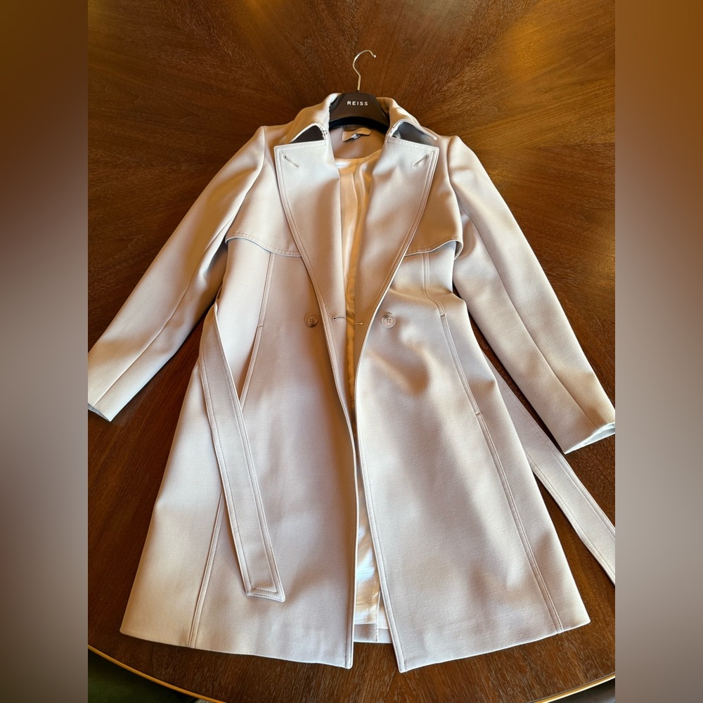 Reiss Pale Beige Double-Breasted Trench Coat with Belt - Picture 5 of 7